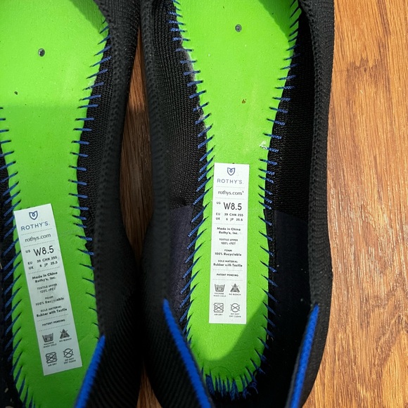 Rothy’s 8.5 Black Flat - Picture 4 of 7